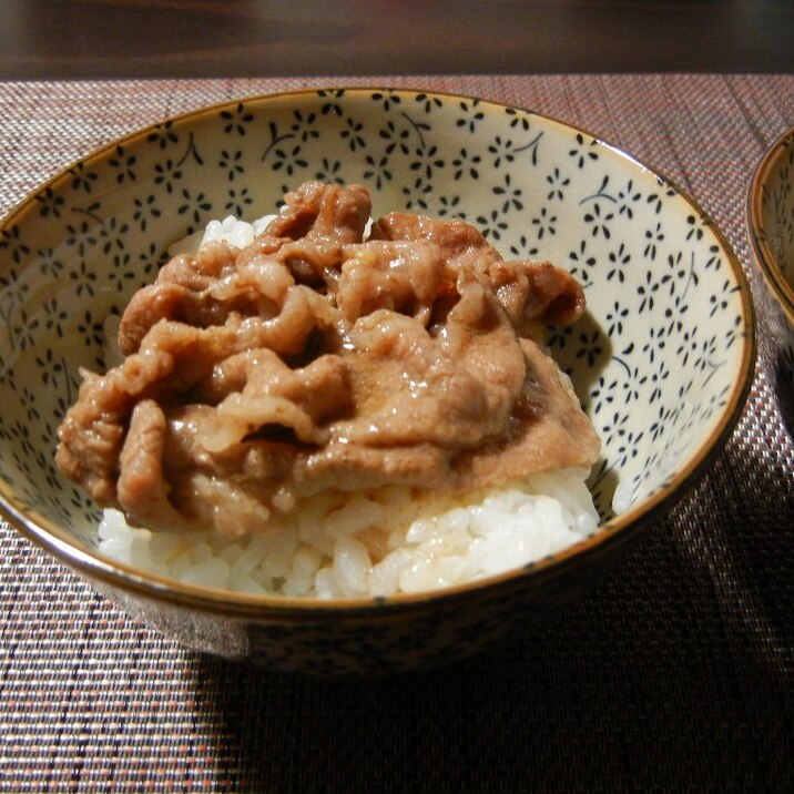 スキヤキ丼